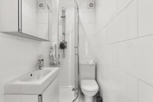 Cascade Close, Buckhurst Hill