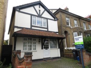 Princes Road, Buckhurst Hill, IG9